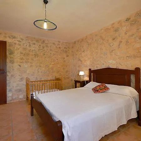 Belvilla By Oyo Albadallet Holiday home *